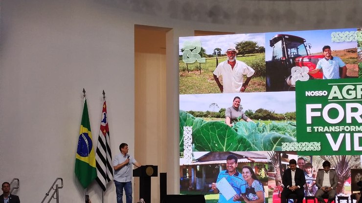 "São Paulo é forte porque o agro é forte" diz Tarcísio de Freitas