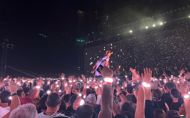 Shakira reúne Anitta, Caetano, Bethânia e Ivete em show histórico