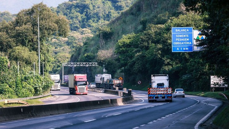 Serra das Araras liga cidades e movimenta milhões na Via Dutra