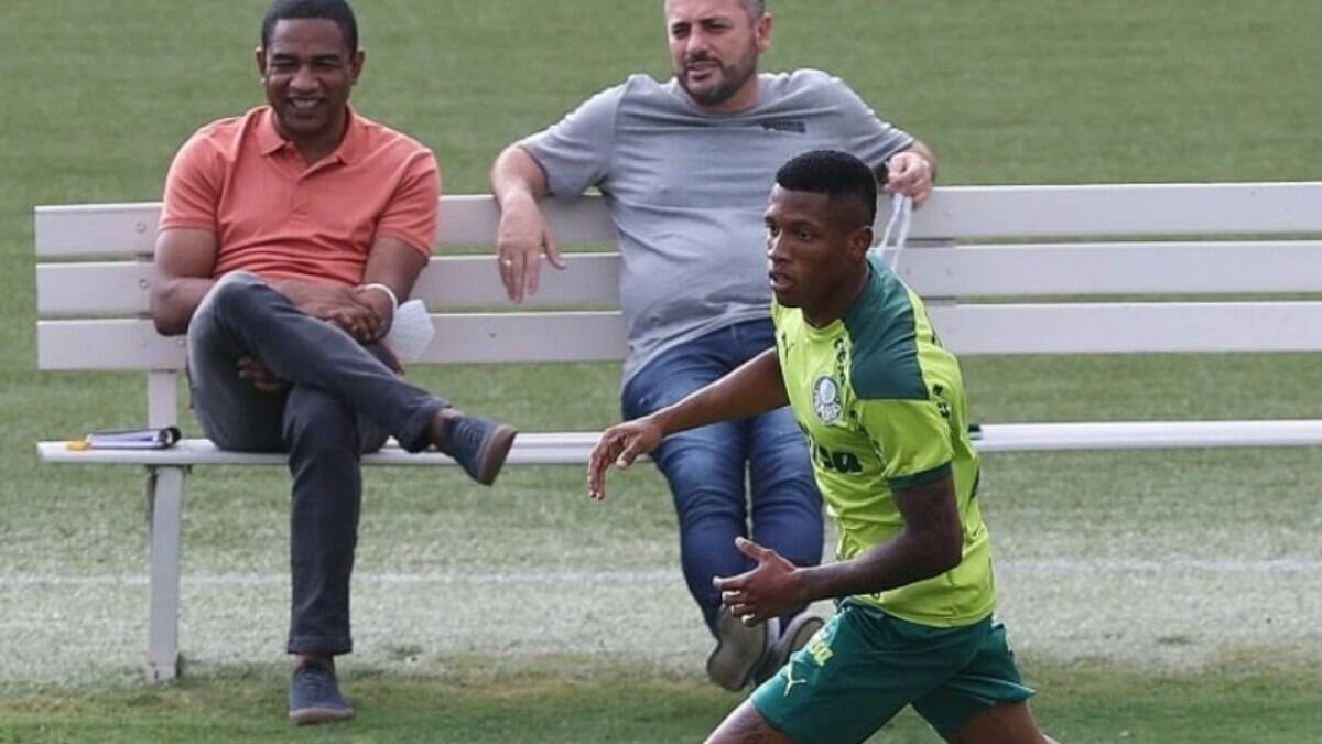 Palmeiras recebe a vista de César Sampaio na Academia de Futebol