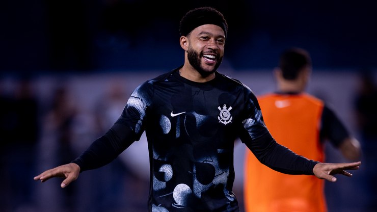 "Partiu do Memphis": Stabile sobre ida para hotel mais barato