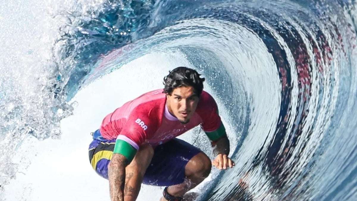 Gabriel Medina conquista vaga para as quartas de final do surfe em Teahupo'o