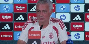 Mourinho dispara contra agressões a Vini Jr.: "É demais"