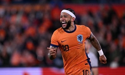 Depay faz publicação com música do Brasil: 'Indo para casa'