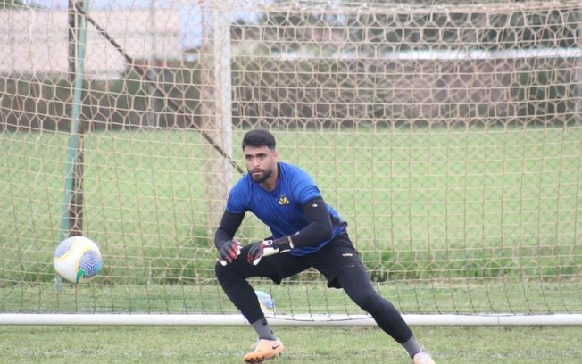 Cláudio Tencati elogia seu goleiro “Toda equipe boa tem que ter um grande goleiro”