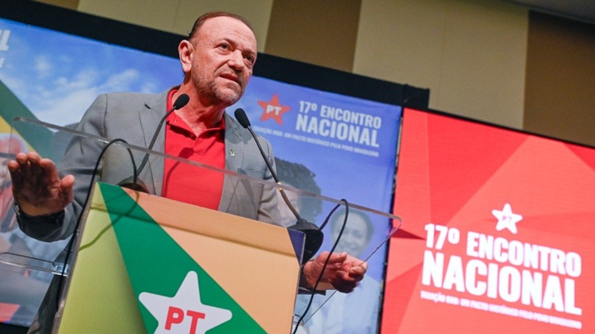 Edinho%20Silva%20diz%20que%20PT%20precisa%20se%20preparar%20para%20era%20p%C3%B3s-Lula