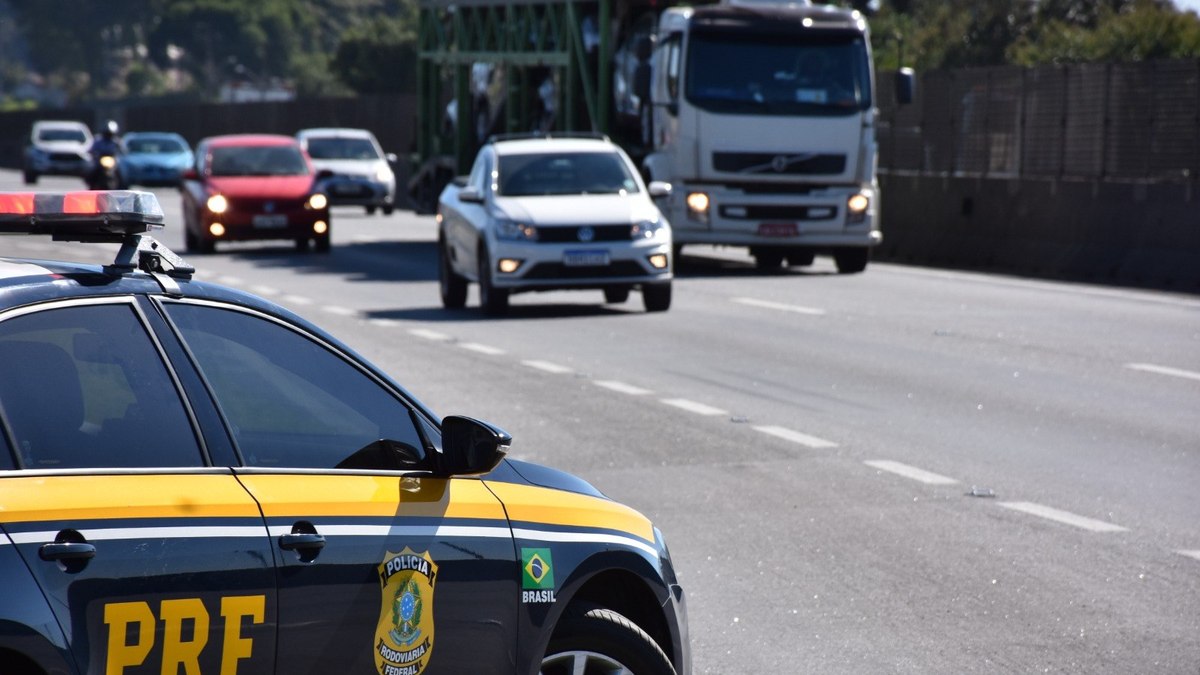 Polícia Rodoviária Federal (PRF) Polícia Rodoviária Federal (PRF)