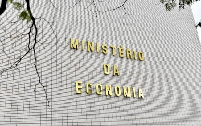 Ministério da Economia é autorizado a abrir processo seletivo para 100 vagas