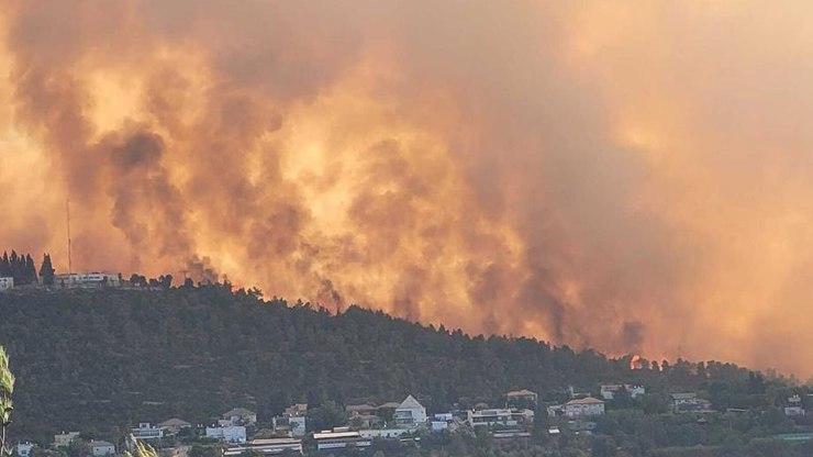 Incêndios se espalham por Israel e governo declara emergência
