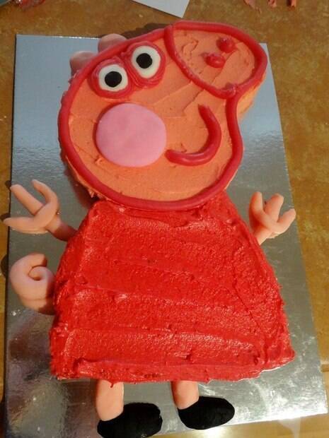 Fail: os piores bolos de aniversário da Peppa Pig já feitos!