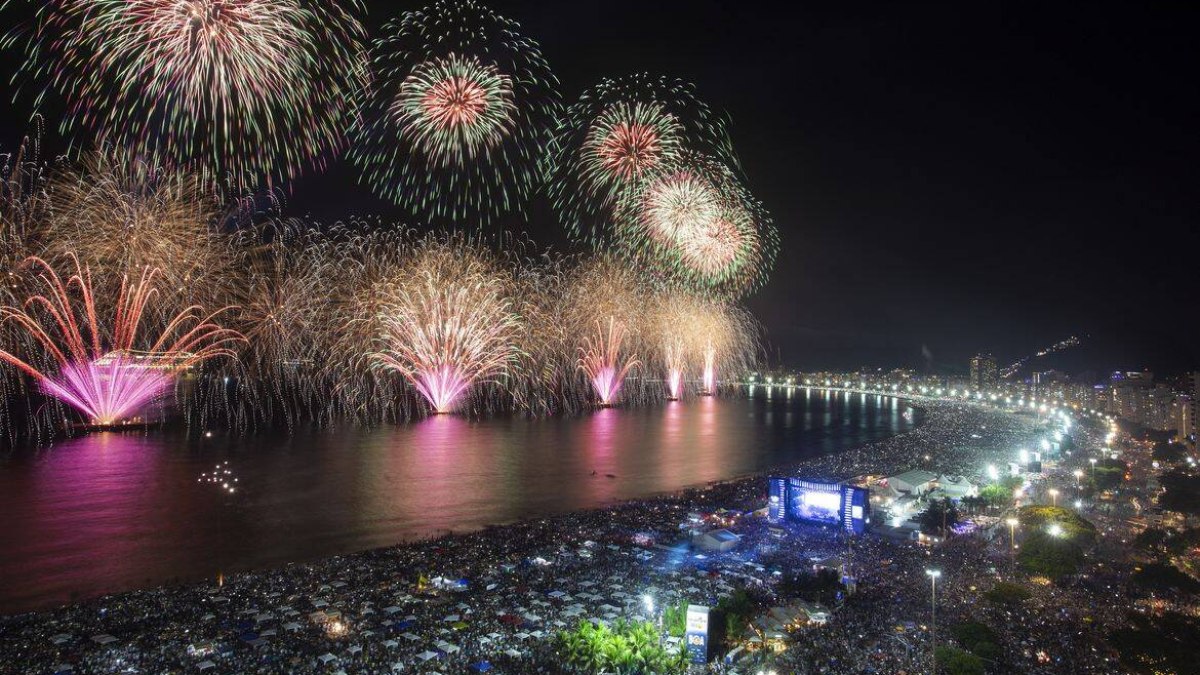 Queima de fogos no Réveillon na Praia de Copacabana,, no Rio, em 2019