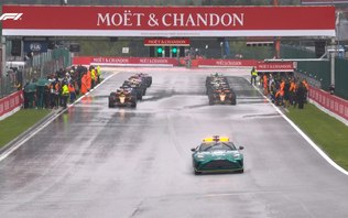 Chuva adia largada do GP da Bélgica de Fórmula 1