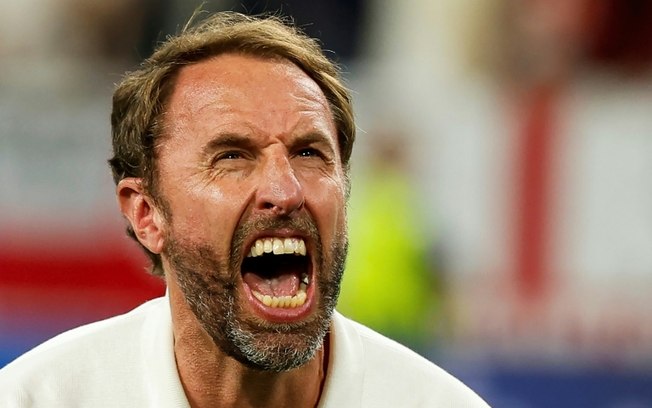 Gareth Southgate comemora a classificação da Inglaterra para a final da Eurocopa após a vitória sobre a Holanda por 2 a 1 Gareth Southgate comemora a classificação da Inglaterra para a final da Eurocopa após a vitória sobre a Holanda por 2 a 1