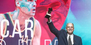 Morre Oscar Schmidt, lenda do basquete brasileiro, aos 68 anos