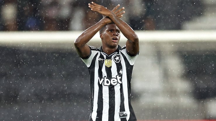 Conhe%C3%A7a%20Kadir%2C%20her%C3%B3i%20do%20Botafogo%20contra%20o%20Sport