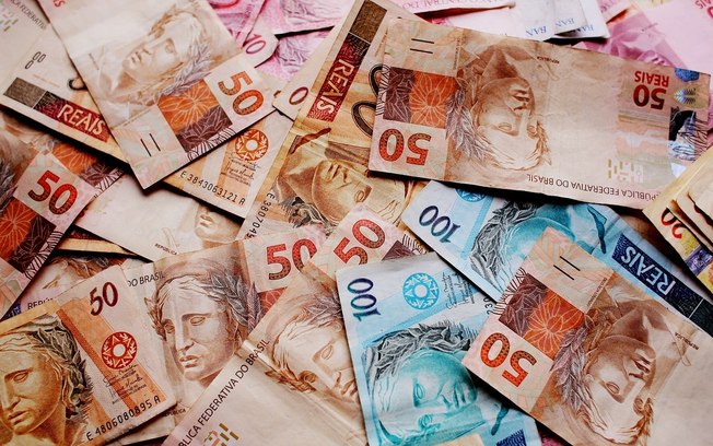 Volume de saques no Banco24Horas compacto aumenta 76%