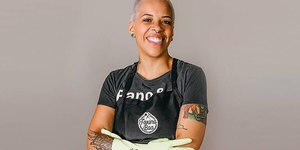 Negra, mãe, faxineira, palestrante: conheça Veronica Oliveira, a Faxina Boa