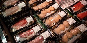 Tarifaço de Trump encarece carne e irrita brasileiras nos EUA