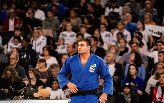 Rafael Macedo perde bronze por decisão polêmica e judô termina dia sem medalha Olimpíada