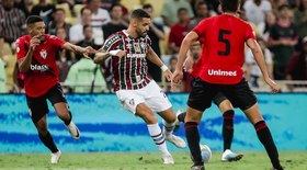 Fluminense perde de virada para o Atlético-GO e entra no Z4 do Brasileiro