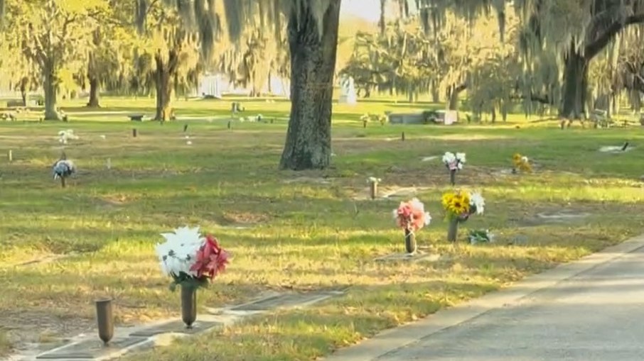 Vídeo foi gravado em um cemitério de Orlando, nos Estados Unidos