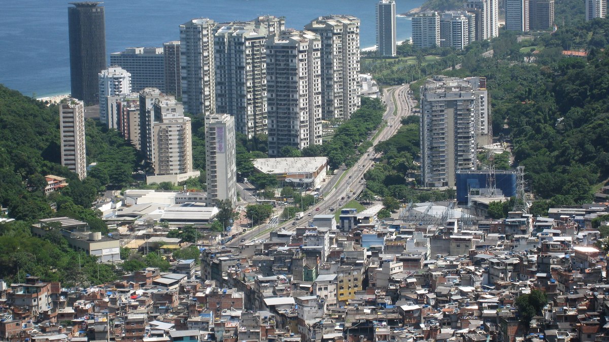 Oxfam Brasil: riqueza concentrada amplia desigualdade política