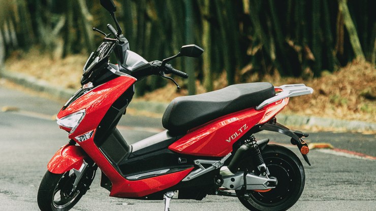 Shineray lança moto elétrica com que roda até 150 km por R$ 18.900