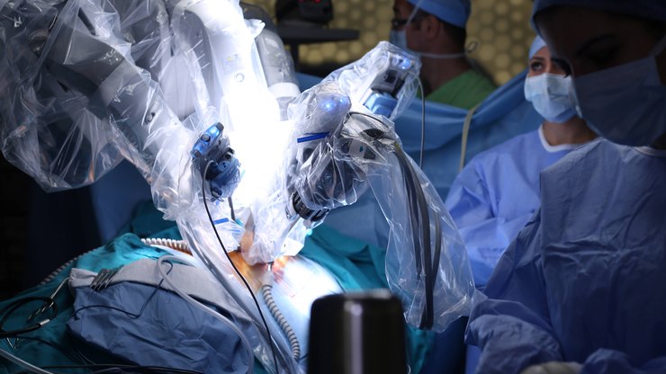 Cirurgia robótica amplia opções no tratamento de hérnias