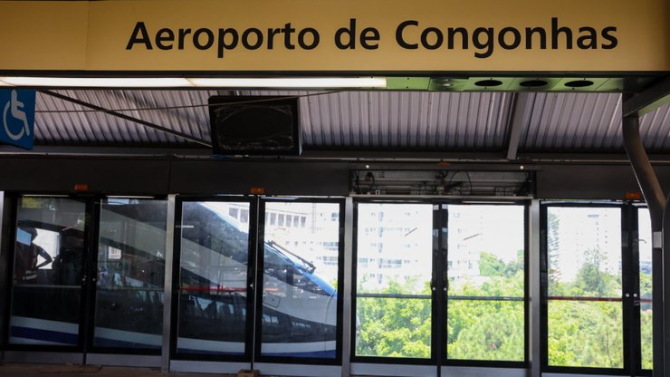 Trânsito aéreo: empresas adotam medidas para normalizar voos