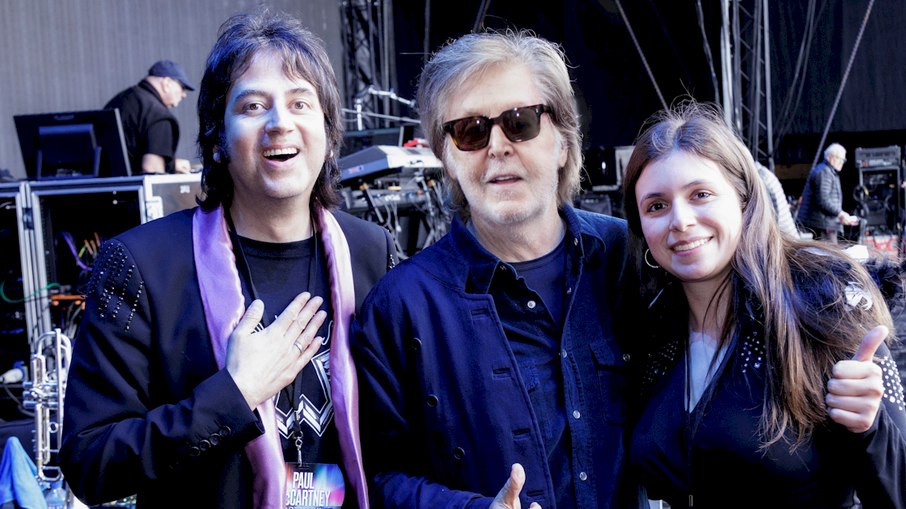 Casal chileno fica noivo durante show de Paul McCartney