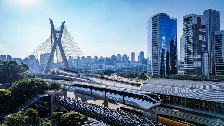 Linha 17-Ouro do metrô de SP opera de graça até setembro
