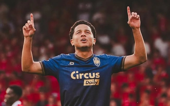 Flamengo e Anthony Valencia se aproximam de acordo Flamengo e Anthony Valencia se aproximam de acordo