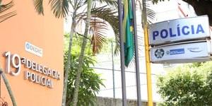 Homem é preso por pedir dinheiro para não divulgar vídeos íntimos