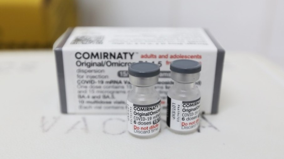Campinas recebeu 5 mil doses de vacina bivalente contra covid-19.
