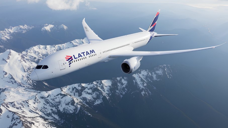 Latam admite que falha de segurança expôs nome, endereço e parte do cartão de crédito de clientes Latam admite que falha de segurança expôs nome, endereço e parte do cartão de crédito de clientes