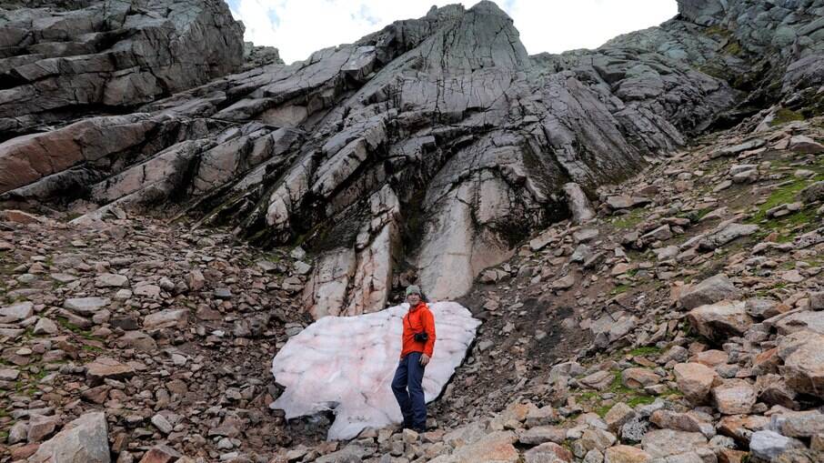 Iain Cameron encontrou apenas um pequeno trecho com o gelo na montanha inteira