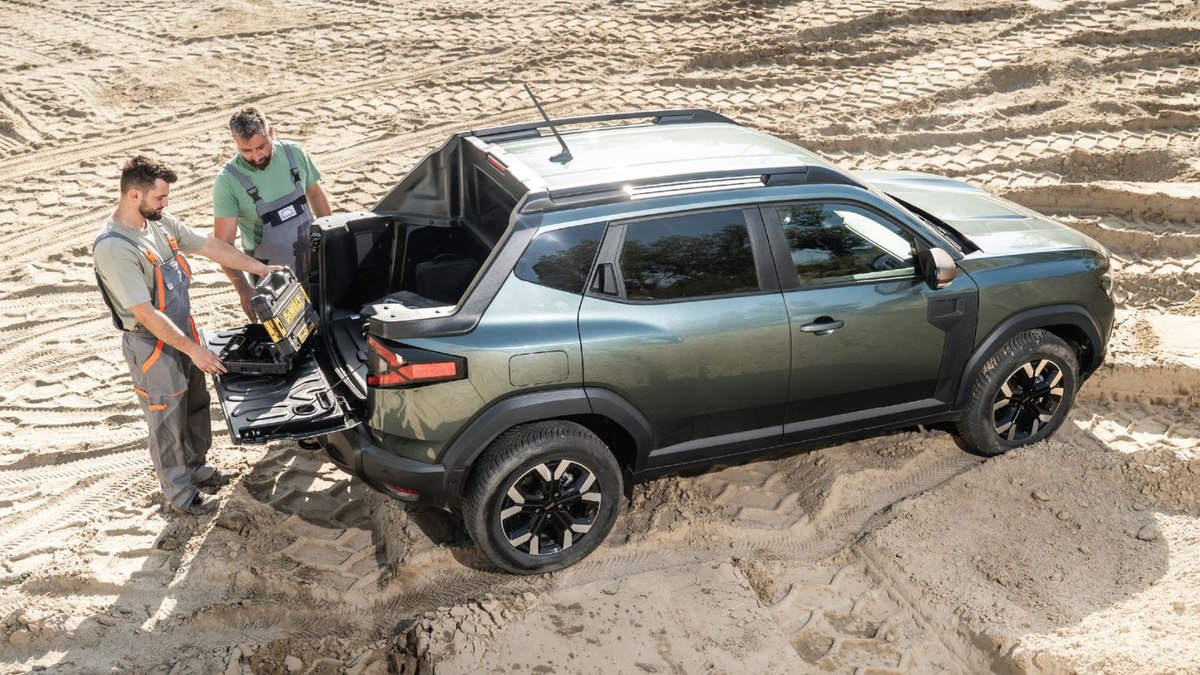 Duster ganha versão picape de cabine dupla