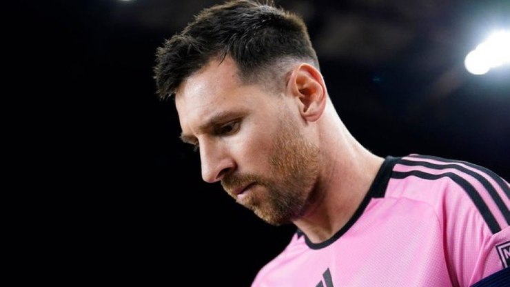 Argentinos xingam Messi após renovação com Inter Miami: "Medroso"