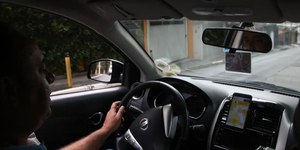 Uber oferece R$ 21,5 mil para motorista trocar por elétrico