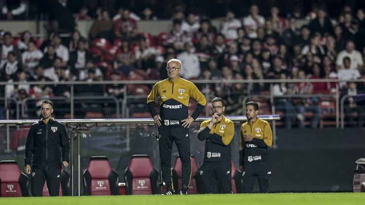 Melhor da Copa desembarca em Barcelona: 