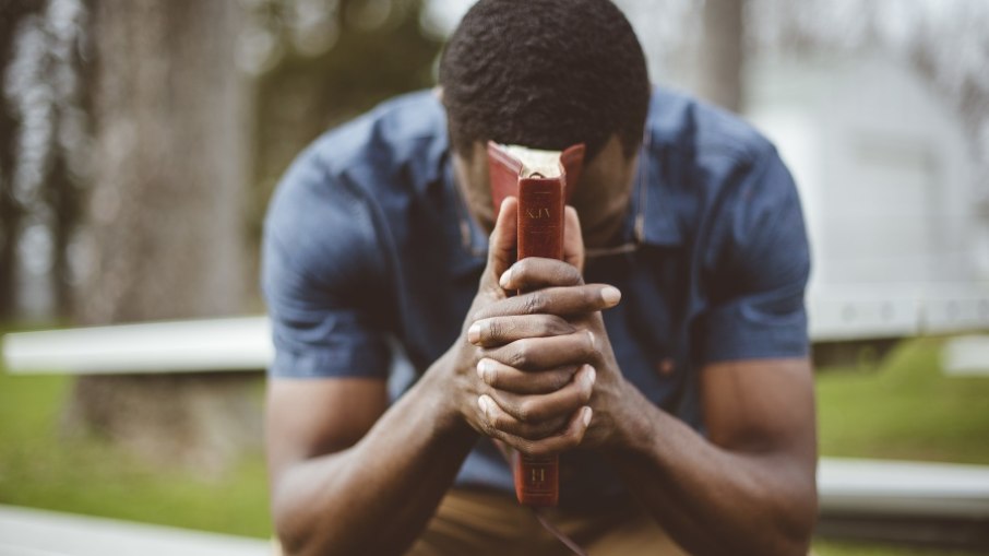 Capelania Corporativa: Fundamentando a Esperança em Deus para um Futuro Inspirador nas Organizações