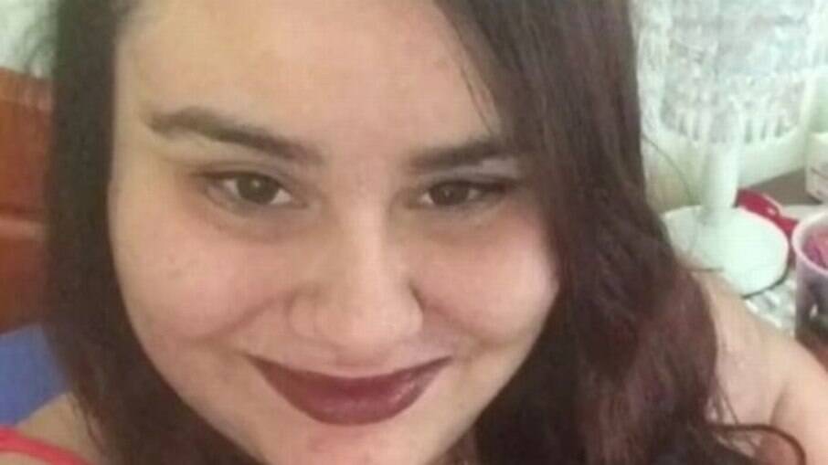 Jessica admitiu ter decapitado a própria mãe e acabou condenada a 21 anos de prisão