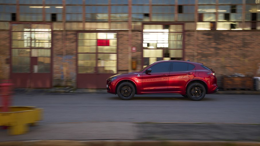 Alfa Romeo Stelvio Quadrifoglio Collezione