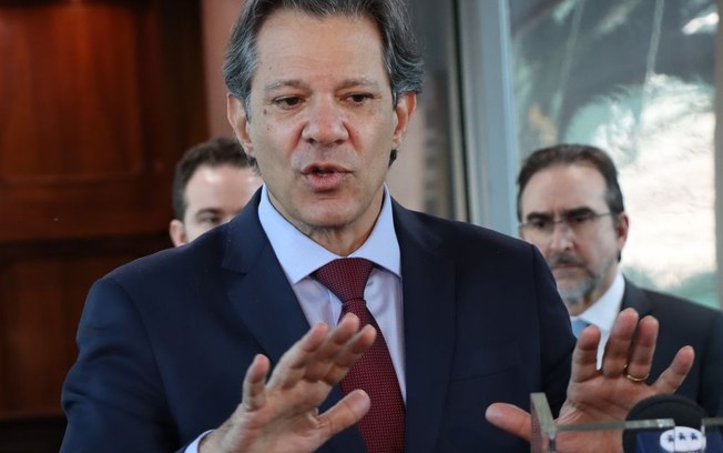 Haddad anuncia medidas para assegurar déficit zero em 2024