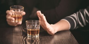 Neurocirurgião alerta para impactos do álcool no cérebro