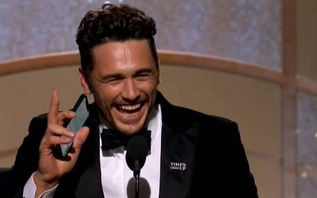 James Franco no palco para receber seu Globo de Ouro