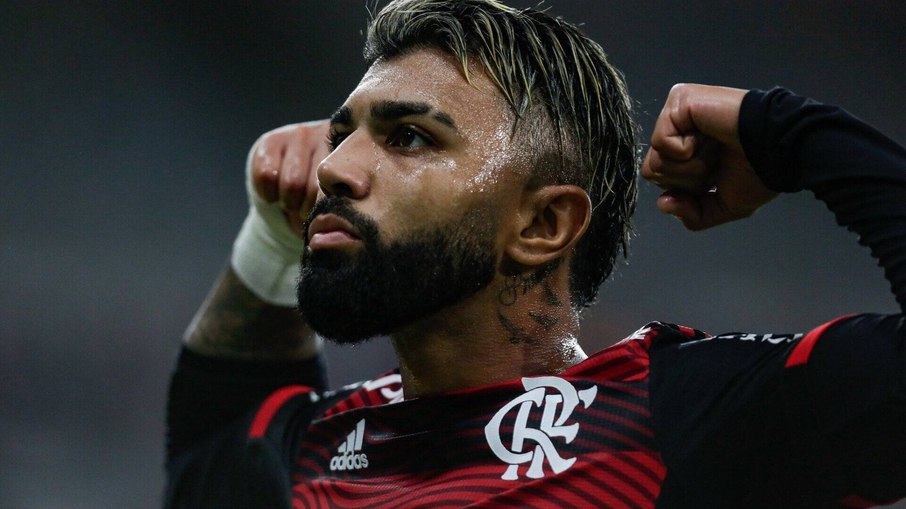 Ex-Flamengo e Palmeiras faz alerta para Gabigol
