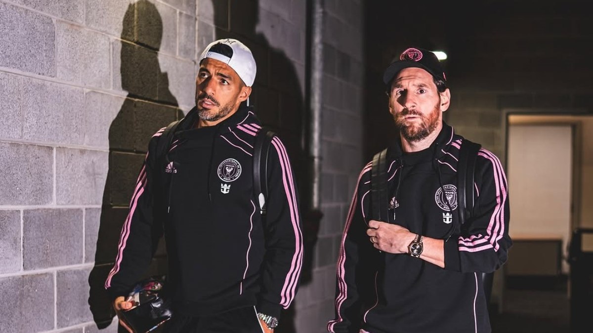 Aposentadoria? Suárez revela planos de Messi para o futuro Aposentadoria? Suárez revela planos de Messi para o futuro