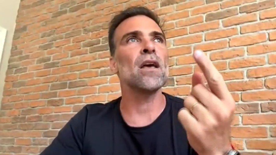 Thiago Asmar, Pilhado