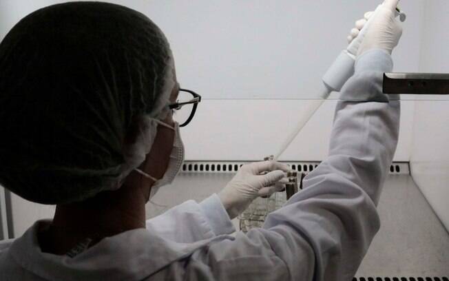 Falta de kits reagentes causam suspensão de 16 exames no laboratório de Campinas